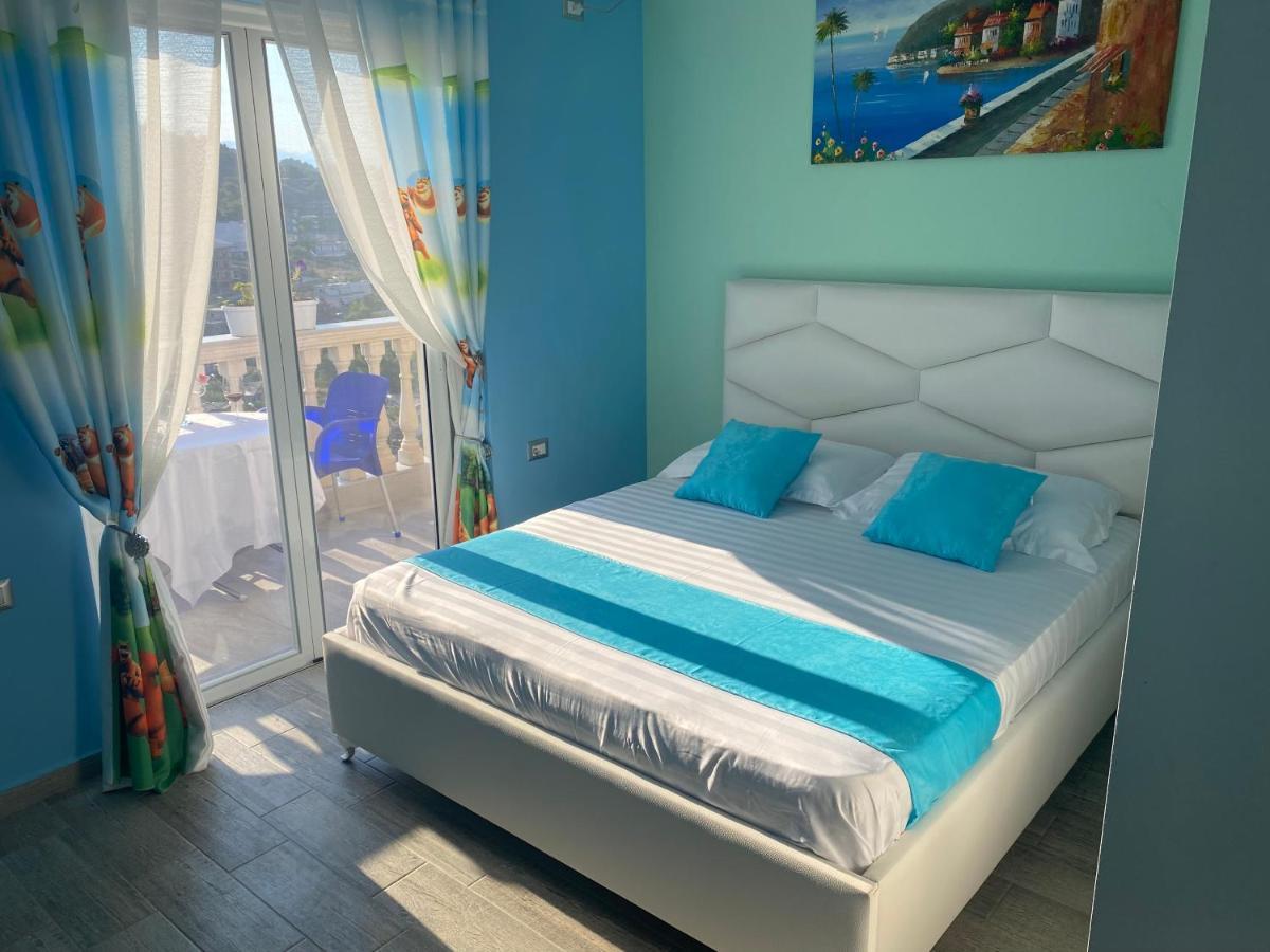 Vila Sinani Sarande Bagian luar foto