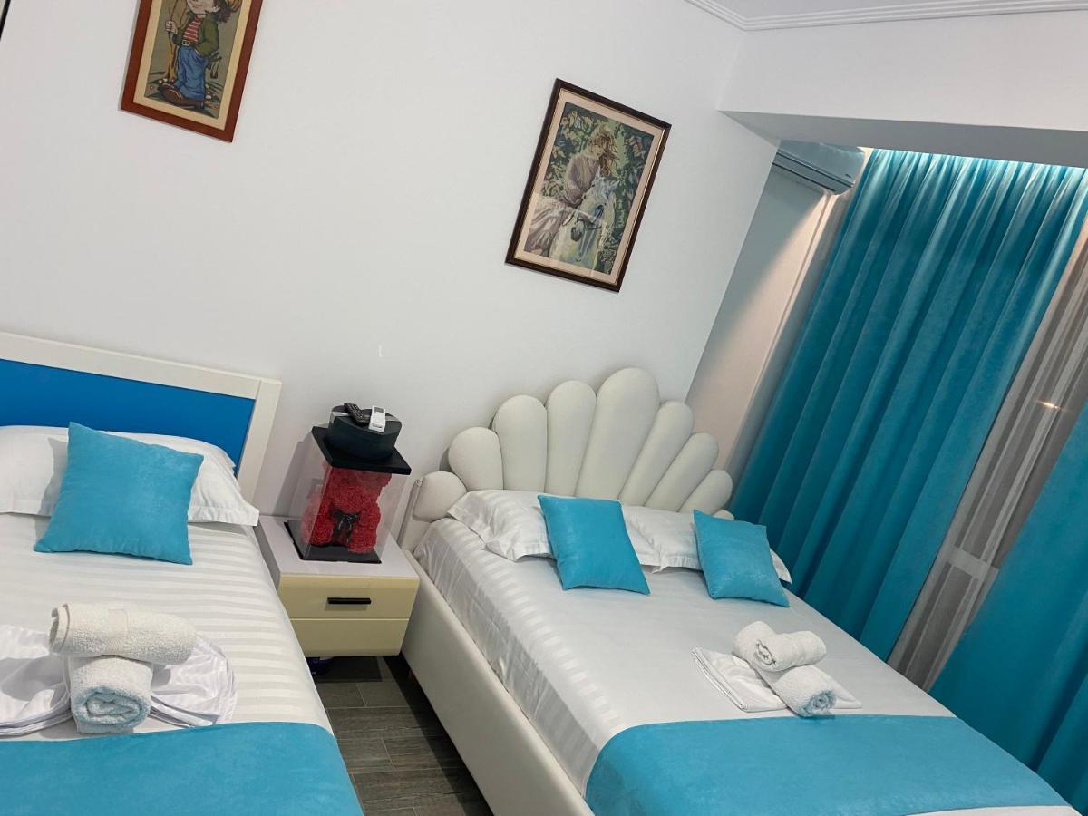 Vila Sinani Sarande Bagian luar foto