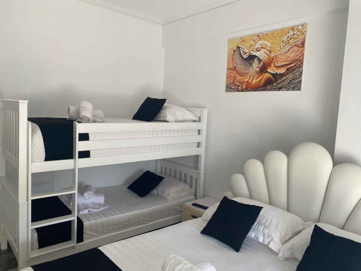 Vila Sinani Sarande Bagian luar foto