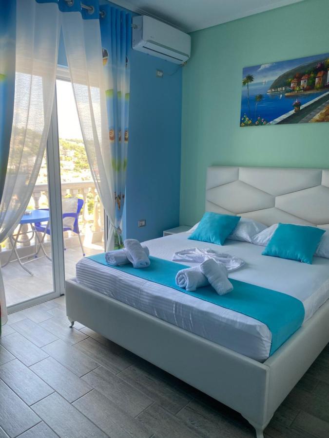 Vila Sinani Sarande Bagian luar foto