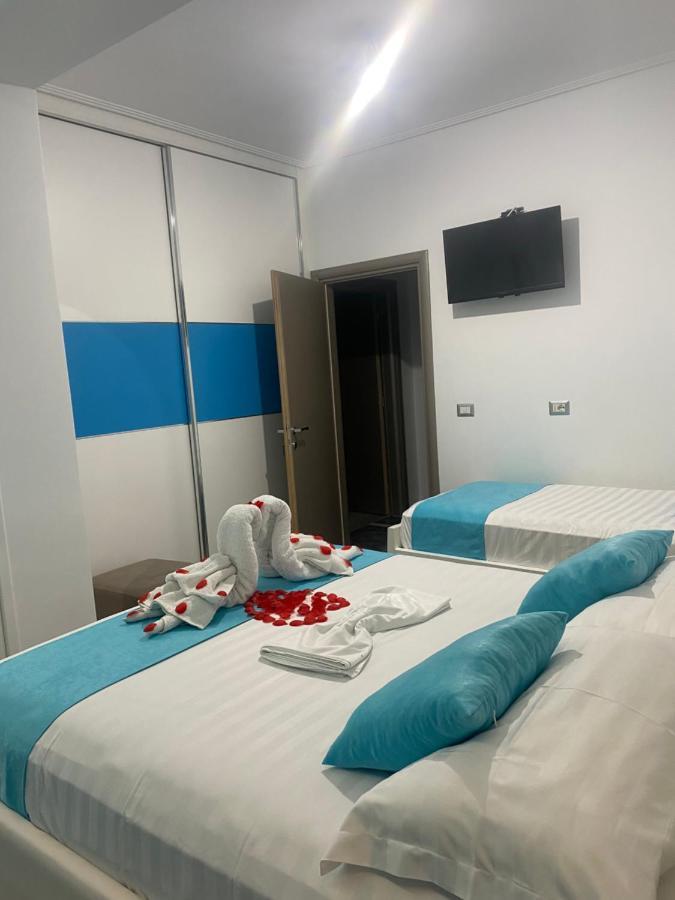 Vila Sinani Sarande Bagian luar foto
