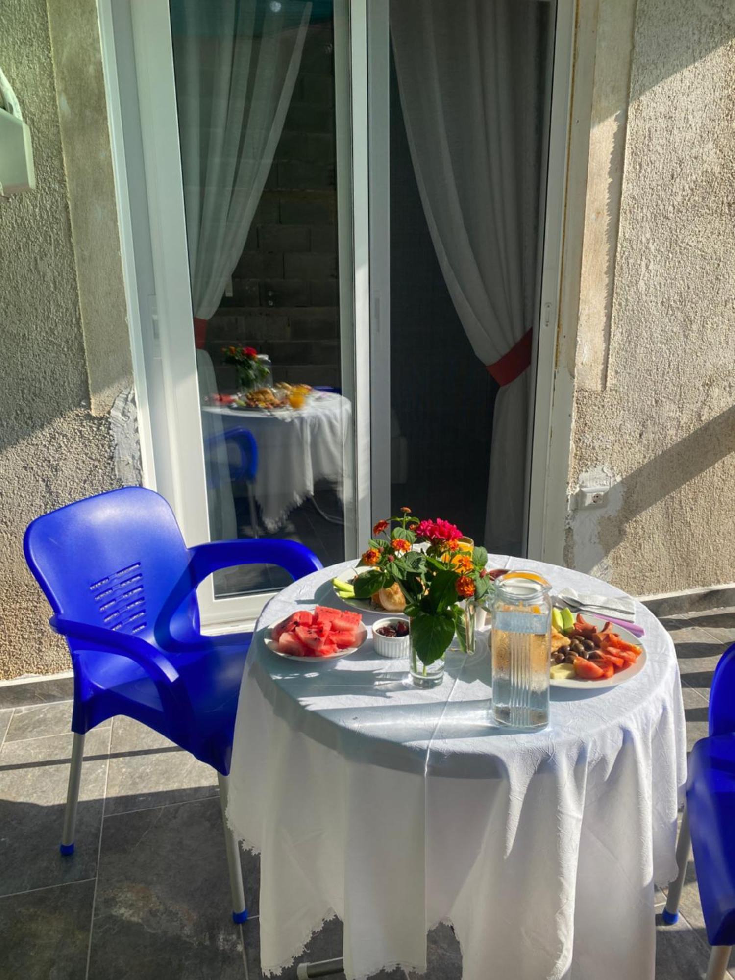 Vila Sinani Sarande Bagian luar foto