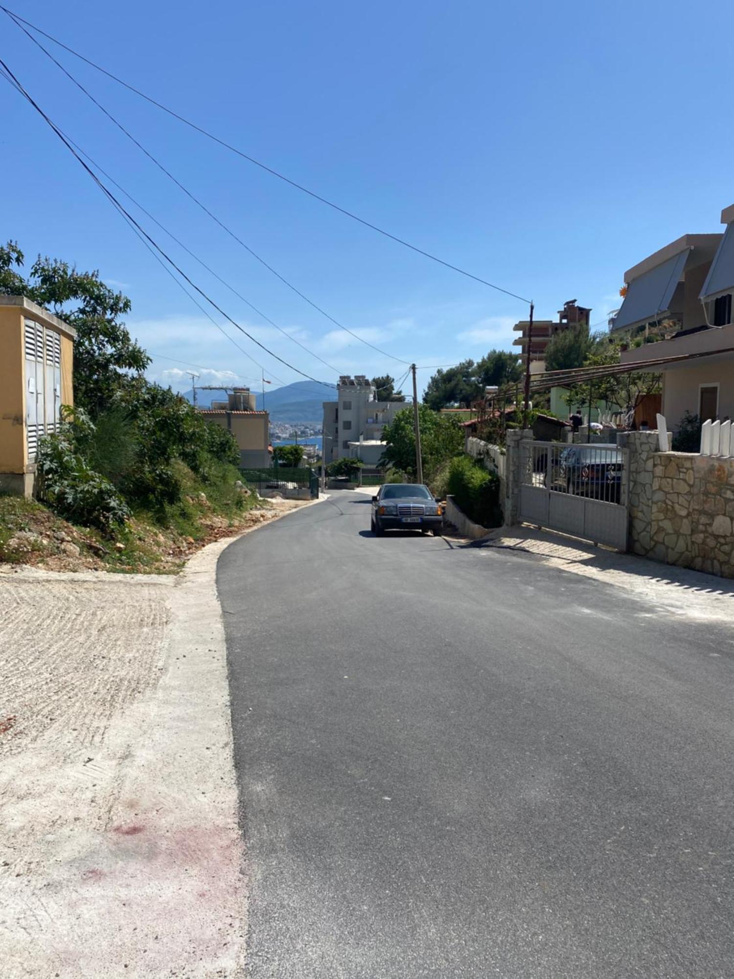 Vila Sinani Sarande Bagian luar foto